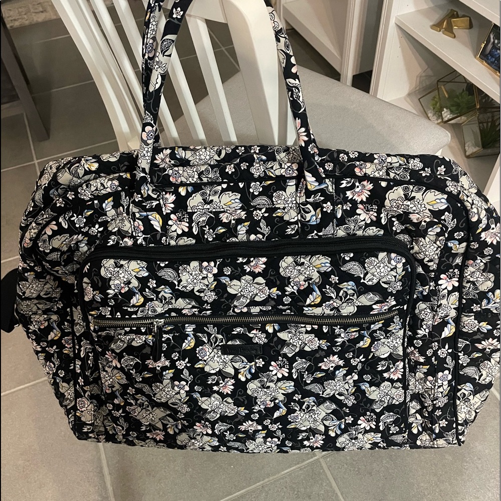 Vera Bradley Grand Weekender